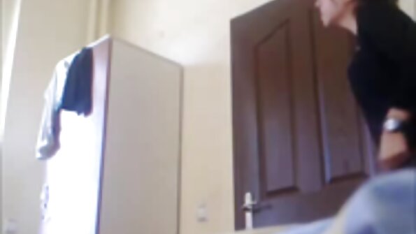 لي في الملابس الداخلية تظهر كس كبير مرة أخرى افلام بورنو رومانسيه