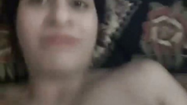 مثير امرأة سمراء جبهة مورو الإسلامية للتحرير قبل افلام رومانسية سك وبعد سلسلة.