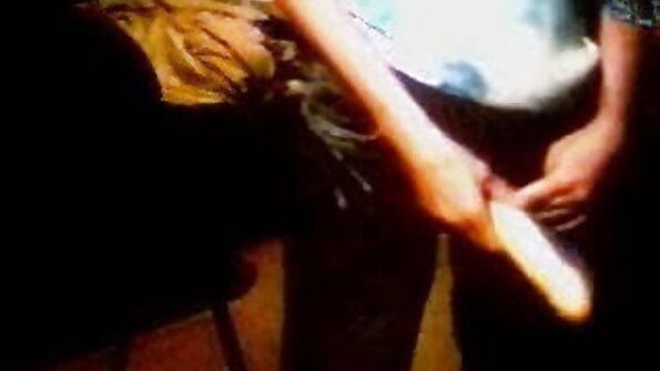 ناضجة العاهرة افلام رومانسيه مع سكس الجنس الثلاثي زوجات المحبة نائب الرئيس و العضو التناسلي النسوي الرطب