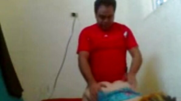 شقراء ناضجة زوجة نائب الرئيس افلام رومانسيه جنسيه بالرصاص الوجه عرقي مجموعة الجنس