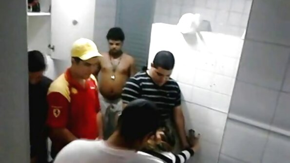 الكبار زوجين محاولة الجنس لعب على القطب السرير افلام رومانسى سكس