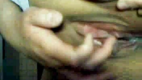 عارية و تتمتع لها اليوم افلام سيكس رومانسية الكبار الهواة عارية